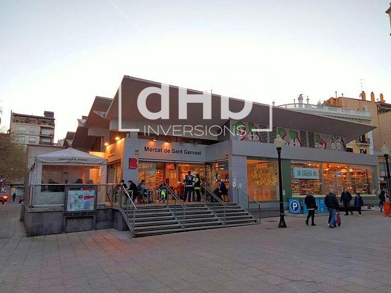 Local Comercial en Barcelona – Venta – REF:LV27