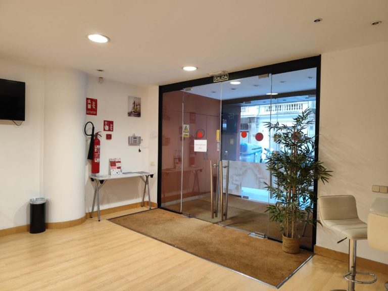 LOCAL EN VENTA CERCA AVDA. DIAGONAL + DE 1000M2 REF:rent75